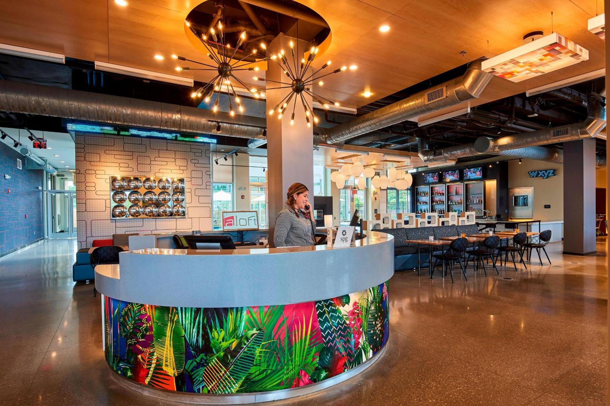 Aloft Cleveland Airport Hotel North Olmsted Eksteriør billede